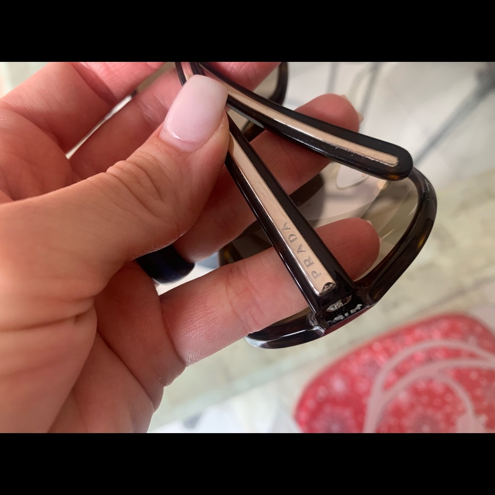Prada large sunglasses - Picture 6 of 10